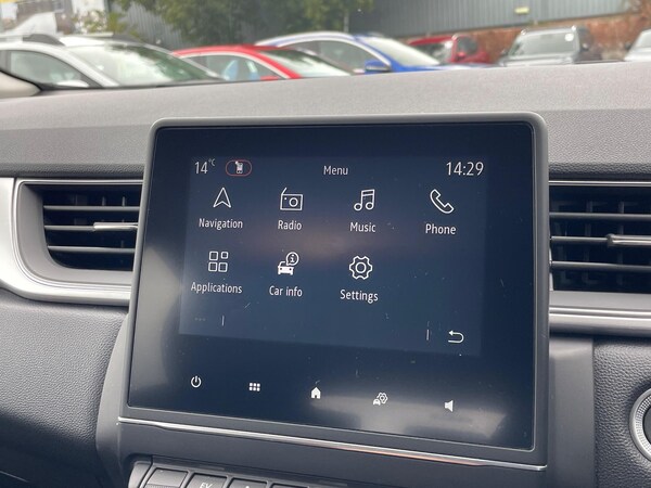 Used Renault Captur 2023 for sale - 76094601: Photo 48