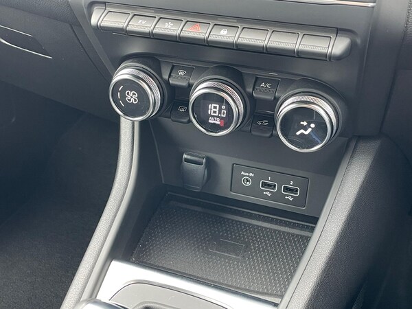 Used Renault Captur 2023 for sale - 76094601: Photo 51
