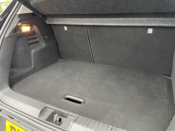 Used Renault Captur 2023 for sale - 75678277: Photo 33