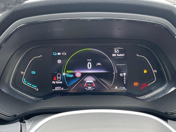 Used Renault Captur 2023 for sale - 75678277: Photo 41