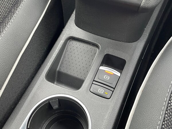 Used Renault Captur 2023 for sale - 75678277: Photo 56