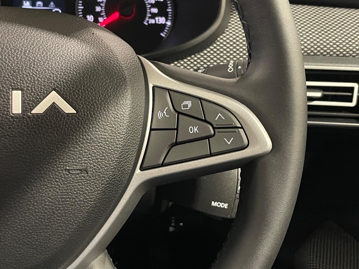 Used Dacia Sandero 2025 for sale - 76964766: Photo 42