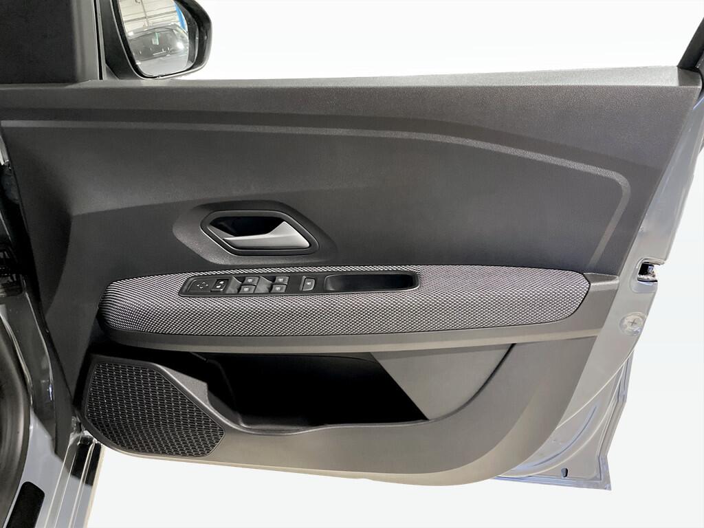 Used Dacia Sandero 2025 for sale - 76964766: Photo 8