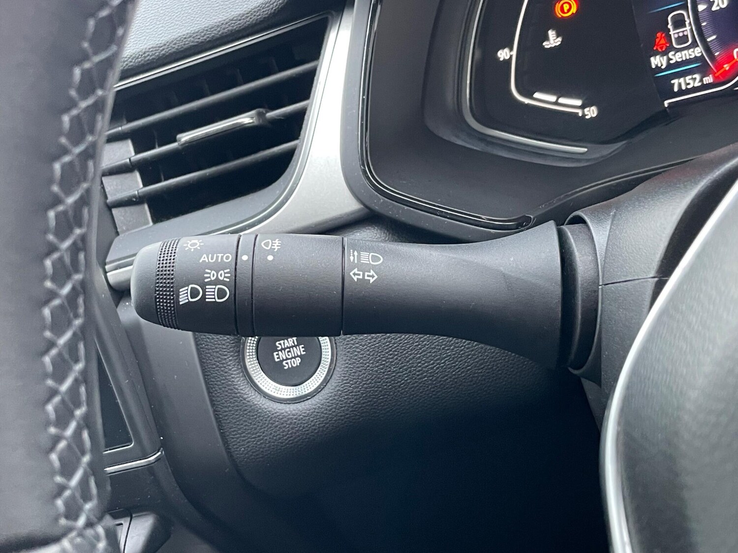 Used Renault Captur 2024 for sale - 77049675: Photo 45