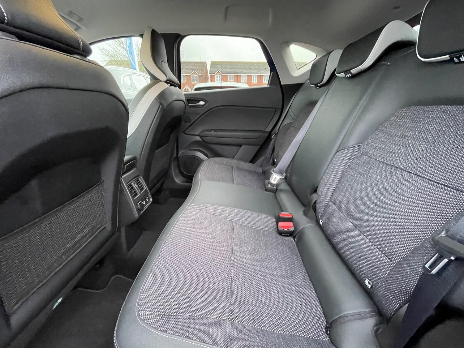 Used Renault Captur 2024 for sale - 77049675: Photo 62