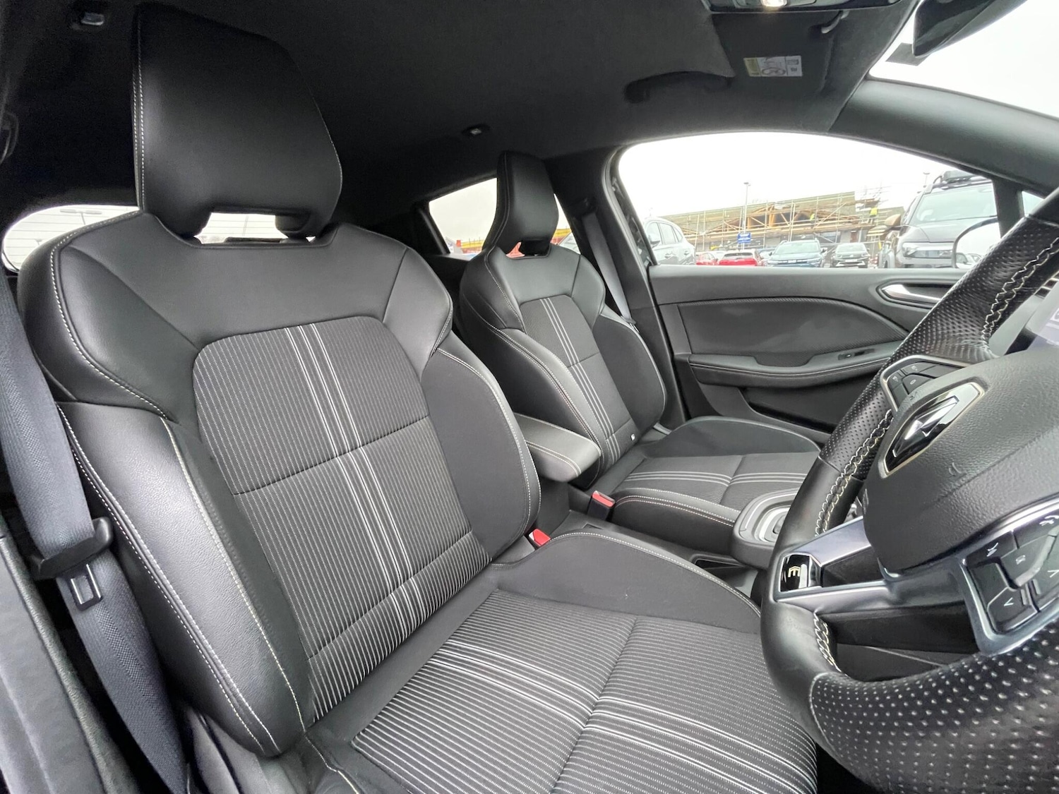 Used Renault Clio 2023 for sale - 77290585: Photo 36