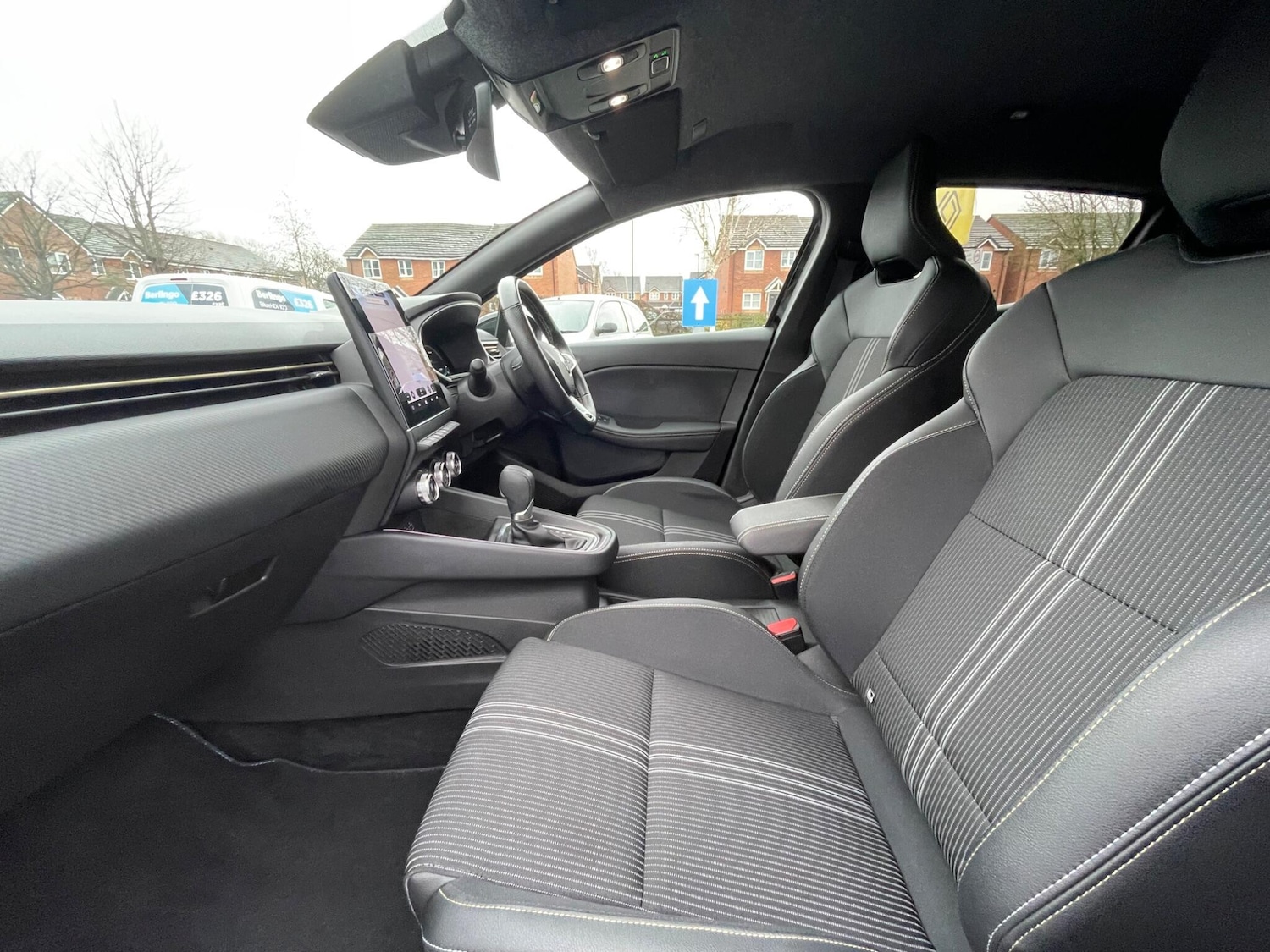 Used Renault Clio 2023 for sale - 77290585: Photo 59