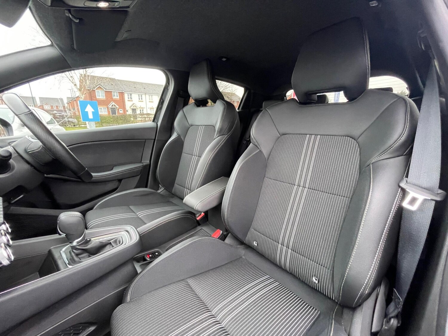 Used Renault Clio 2023 for sale - 77290585: Photo 60