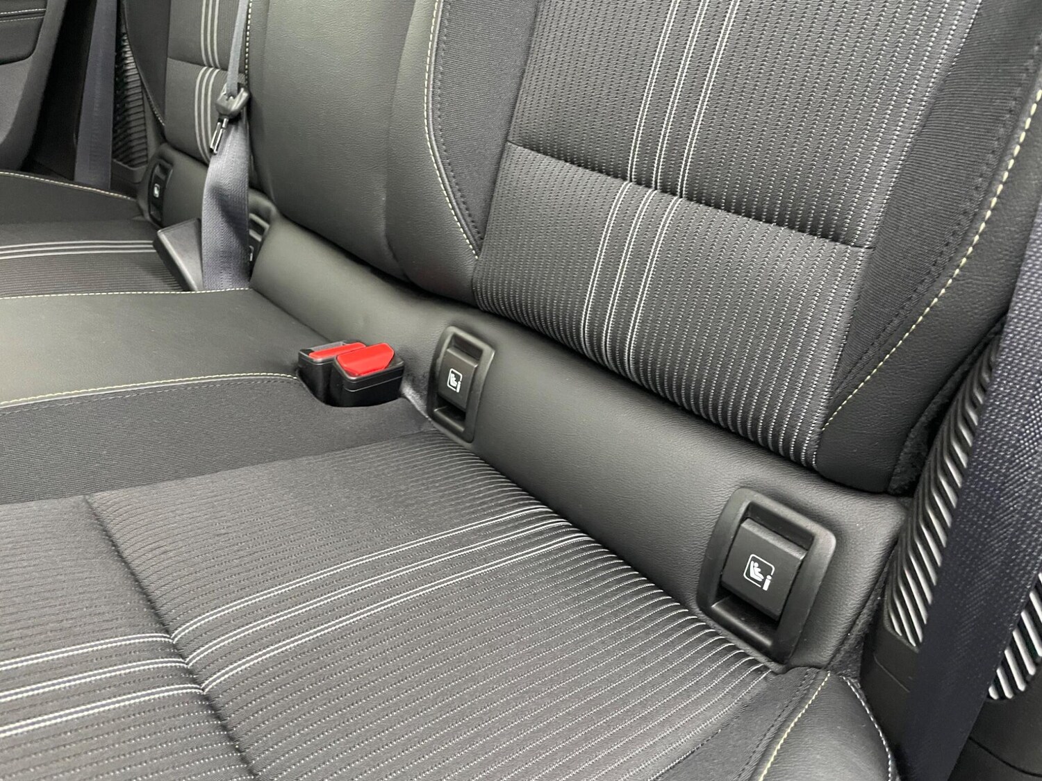 Used Renault Clio 2023 for sale - 77290585: Photo 65