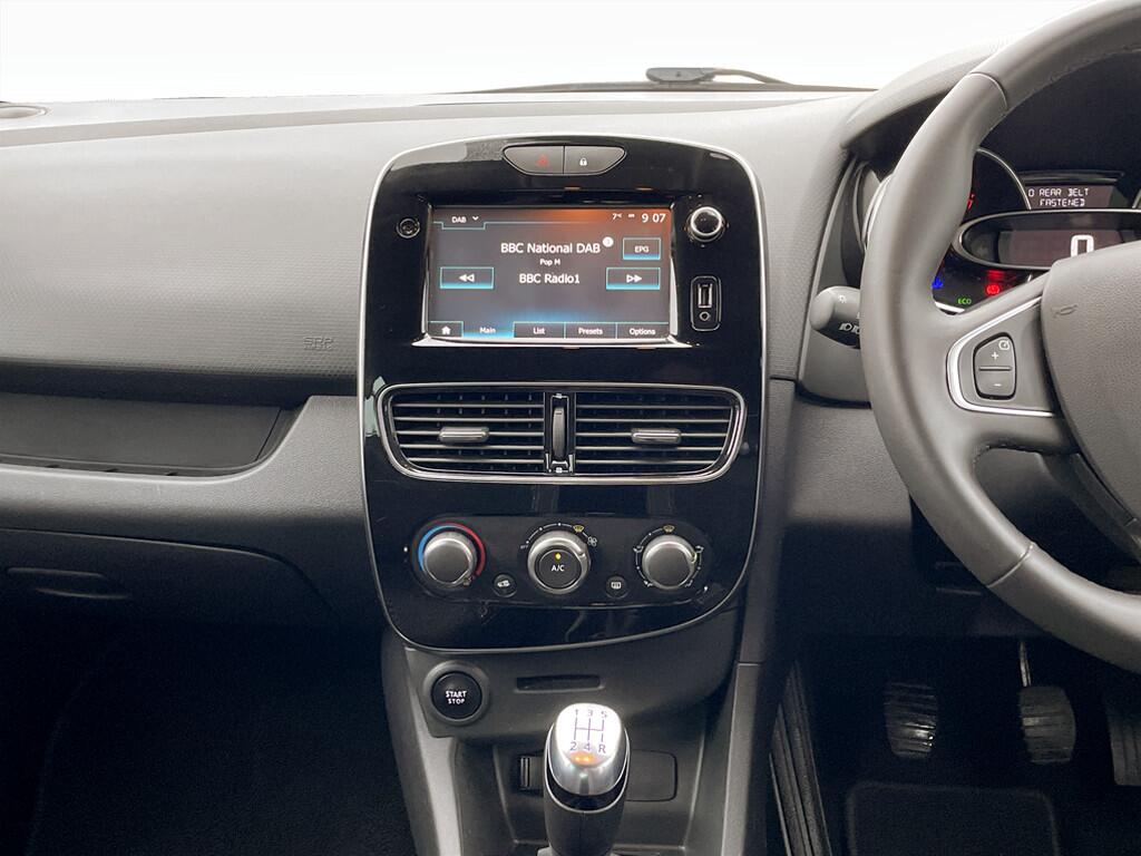 Used Renault Clio 2018 for sale - 77345586: Photo 13