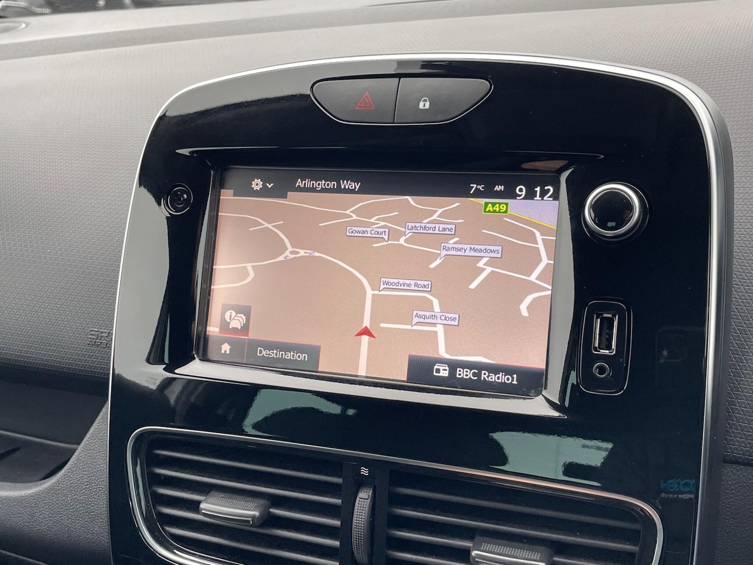 Used Renault Clio 2018 for sale - 77345586: Photo 46