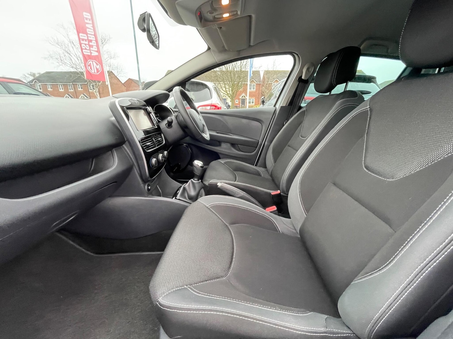 Used Renault Clio 2018 for sale - 77345586: Photo 53