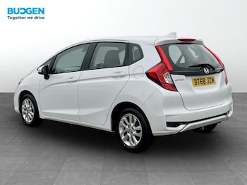 Used Honda Jazz 2019 for sale - 76094899: Photo