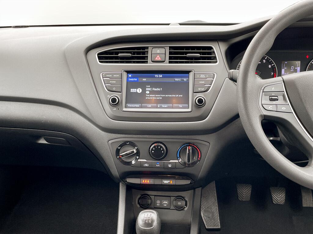 Used Hyundai i20 2018 for sale - 76175469: Photo 12