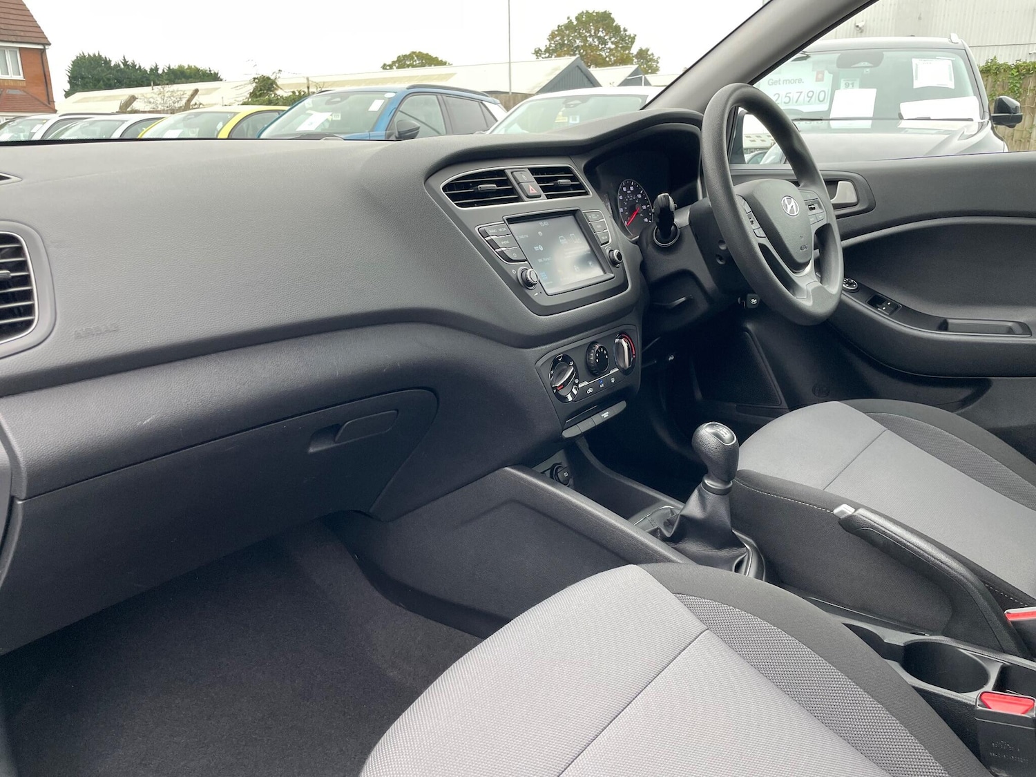 Used Hyundai i20 2018 for sale - 76175469: Photo 52