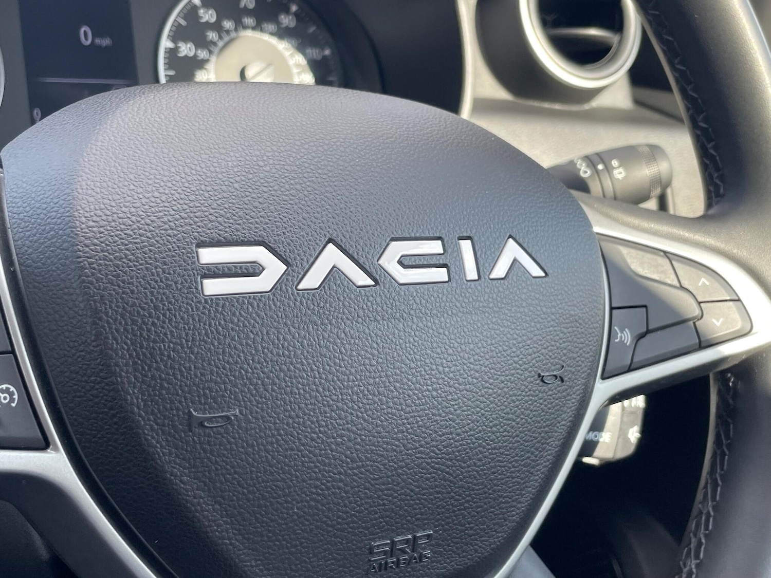 Used Dacia Duster 2023 for sale - 76378106: Photo 40