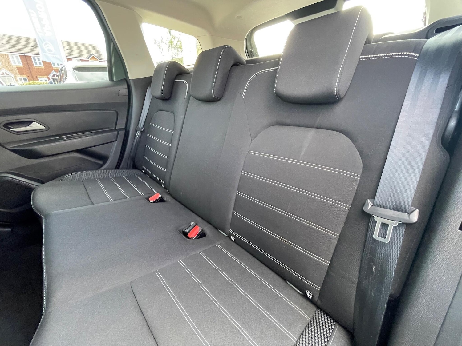 Used Dacia Duster 2023 for sale - 76378106: Photo 57