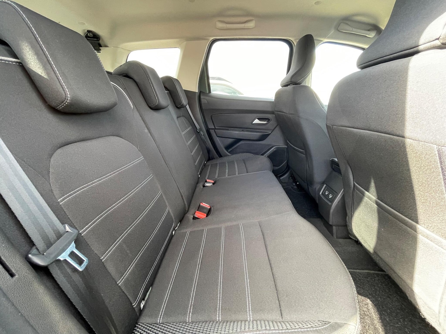 Used Dacia Duster 2023 for sale - 76378106: Photo 61