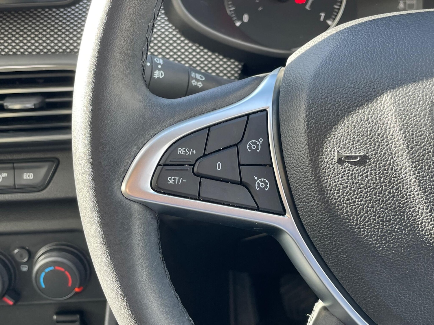 Used Dacia Sandero 2022 for sale - 78205166: Photo 37