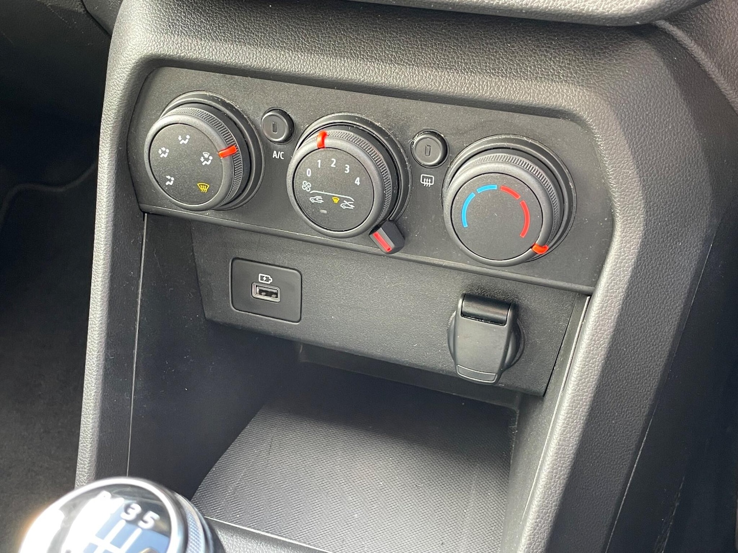 Used Dacia Sandero 2022 for sale - 78205166: Photo 46