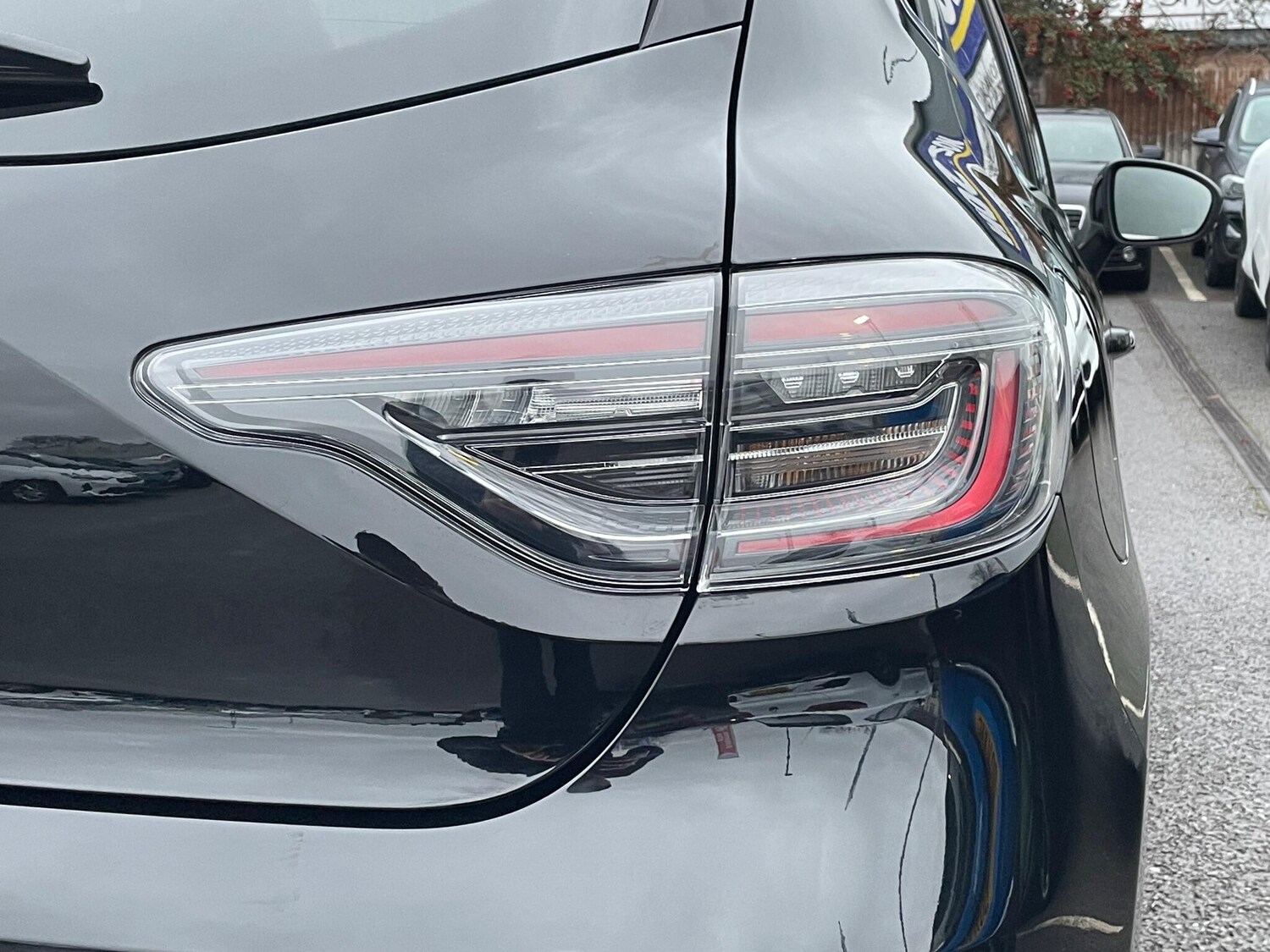 Used Renault Clio 2024 for sale - 76965632: Photo 30