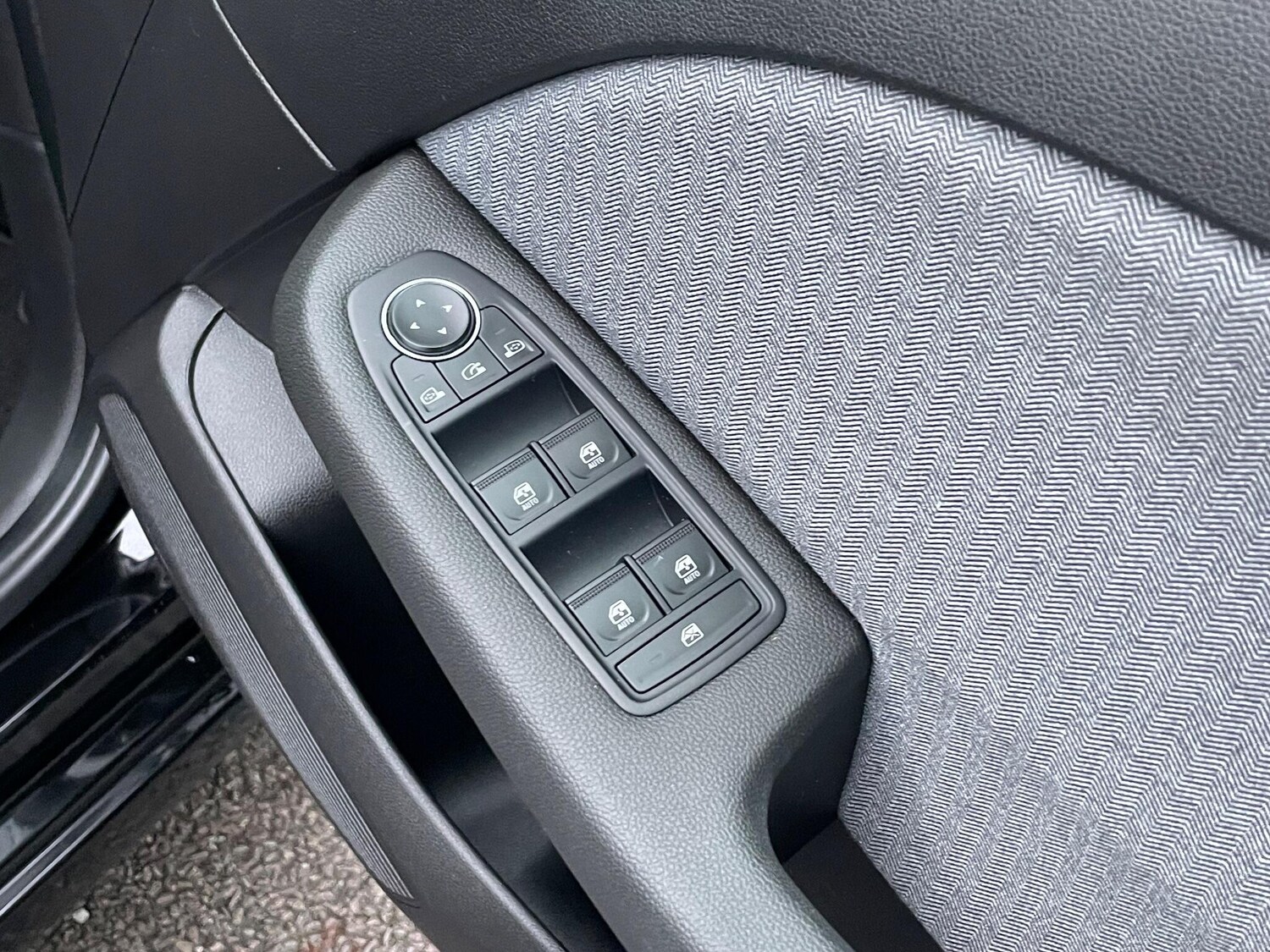 Used Renault Clio 2024 for sale - 76965632: Photo 36