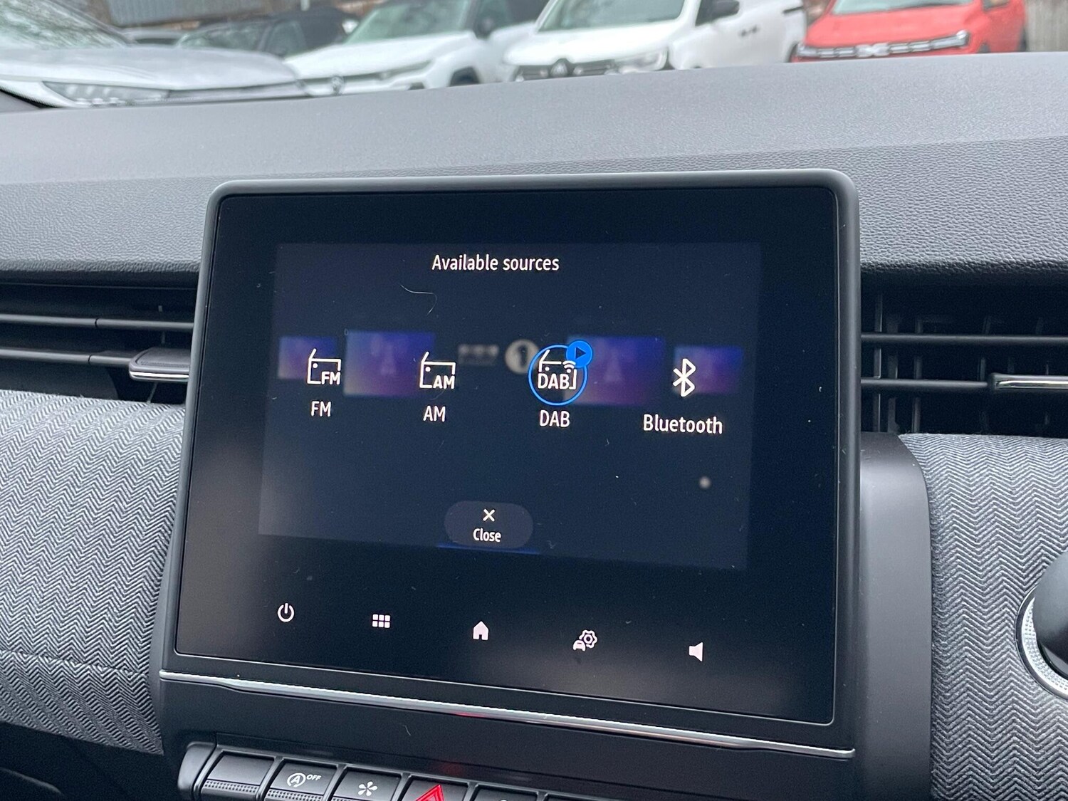 Used Renault Clio 2024 for sale - 76965632: Photo 51