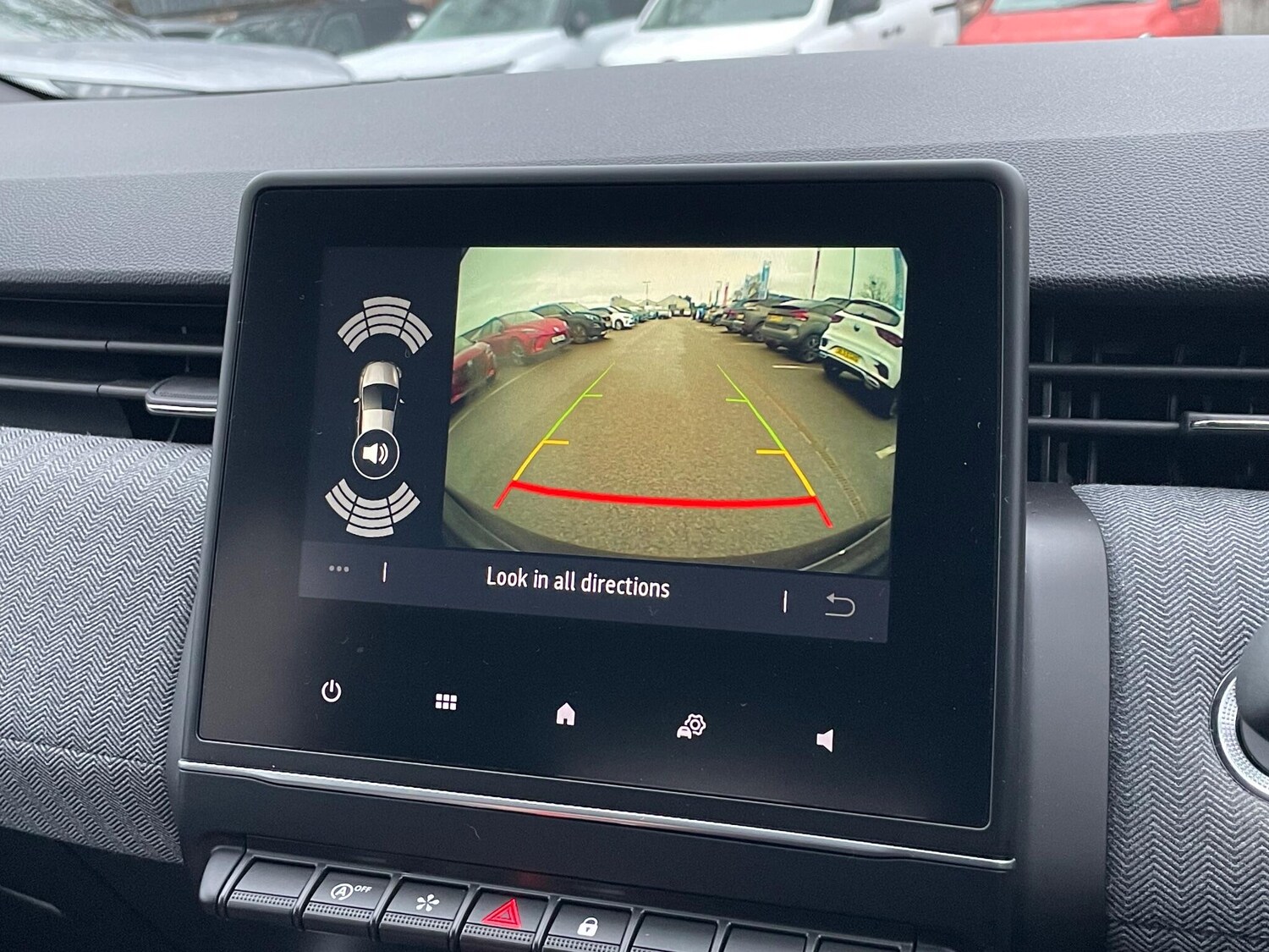 Used Renault Clio 2024 for sale - 76965632: Photo 52