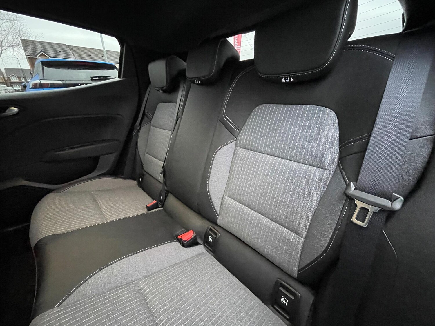 Used Renault Clio 2024 for sale - 76965632: Photo 62