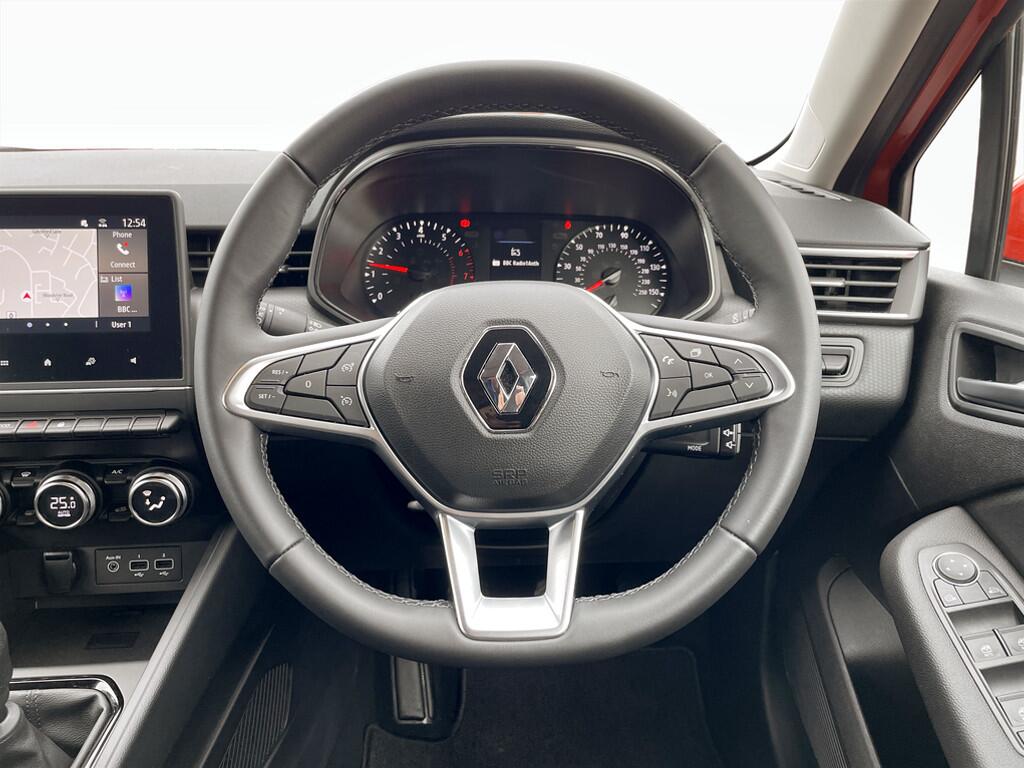 Used Renault Clio 2022 for sale - 77229882: Photo 12