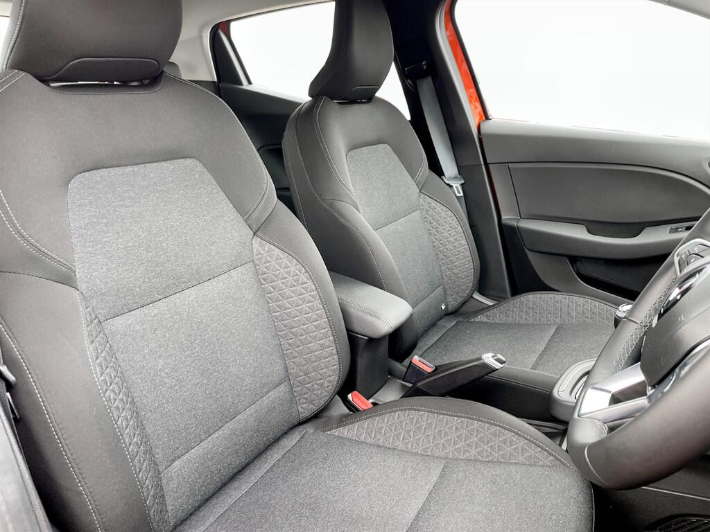 Used Renault Clio 2022 for sale - 77229882: Photo 9