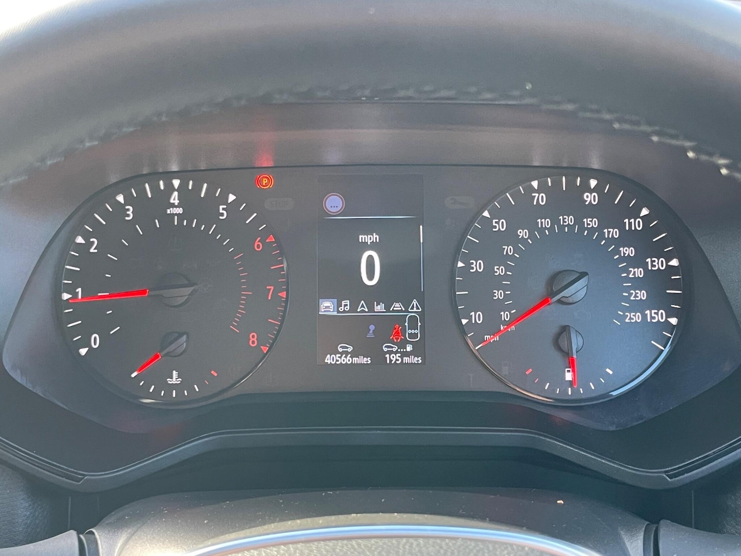 Used Renault Clio 2022 for sale - 76512348: Photo 36