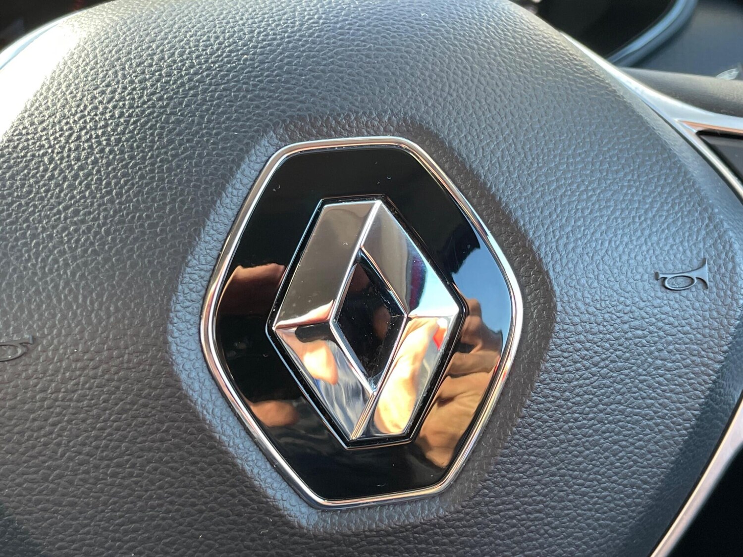 Used Renault Clio 2022 for sale - 76512348: Photo 38