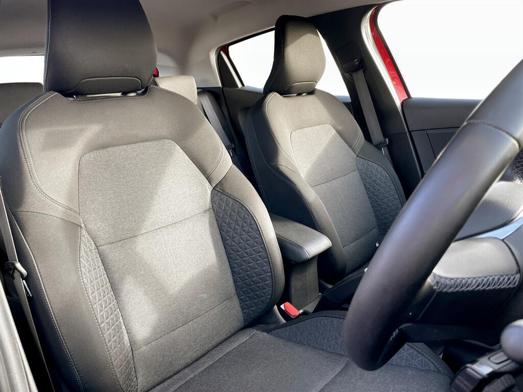 Used Renault Clio 2022 for sale - 76512348: Photo 8