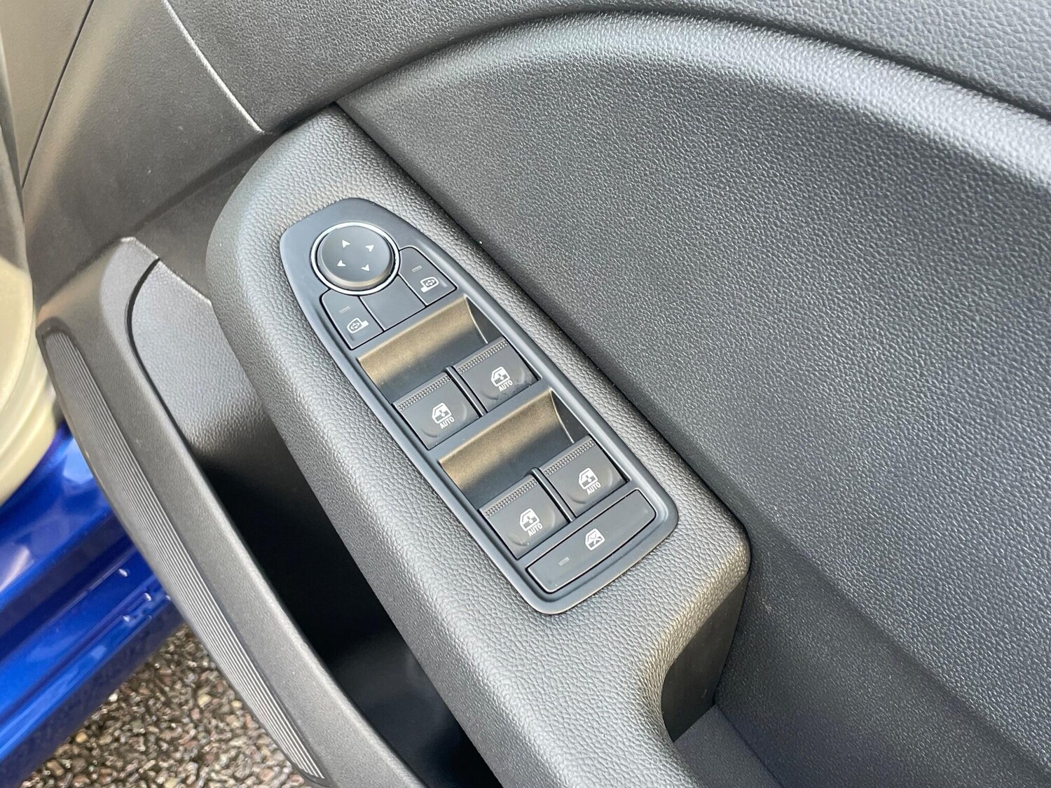 Used Renault Clio 2023 for sale - 76752698: Photo 35