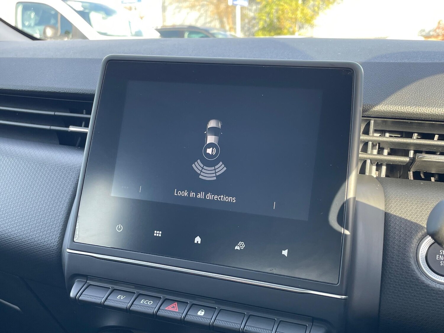 Used Renault Clio 2023 for sale - 76752698: Photo 48