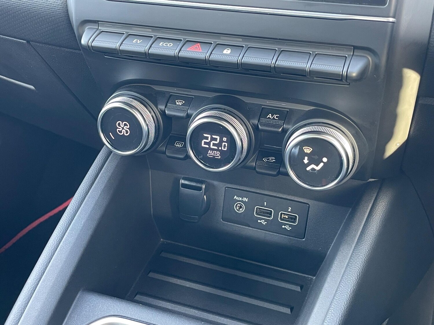 Used Renault Clio 2023 for sale - 76752698: Photo 50