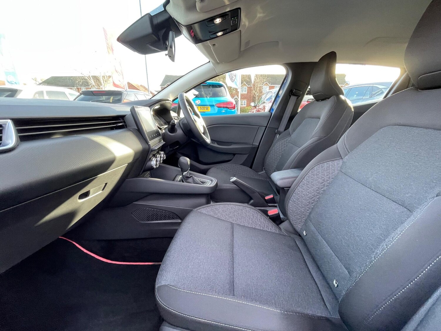 Used Renault Clio 2023 for sale - 76752698: Photo 55