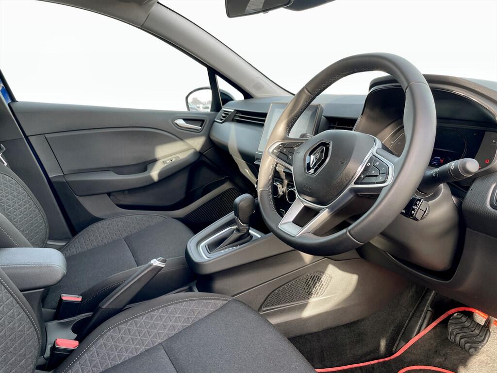 Used Renault Clio 2023 for sale - 76752698: Photo 9