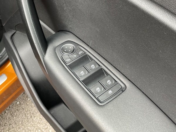 Used Renault Captur 2021 for sale - 75339707: Photo 35