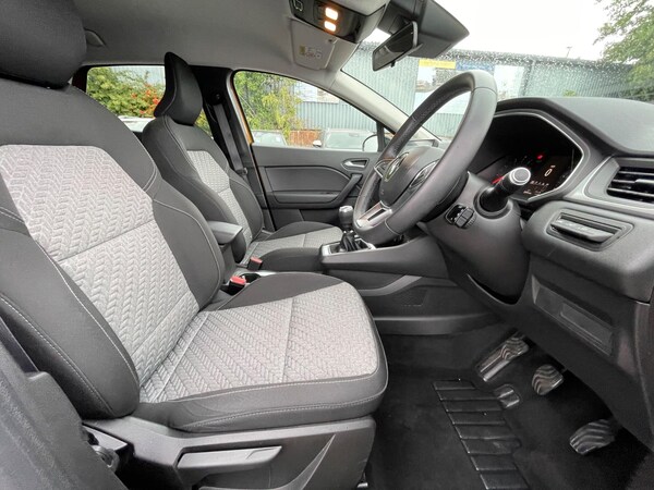 Used Renault Captur 2021 for sale - 75339707: Photo 37