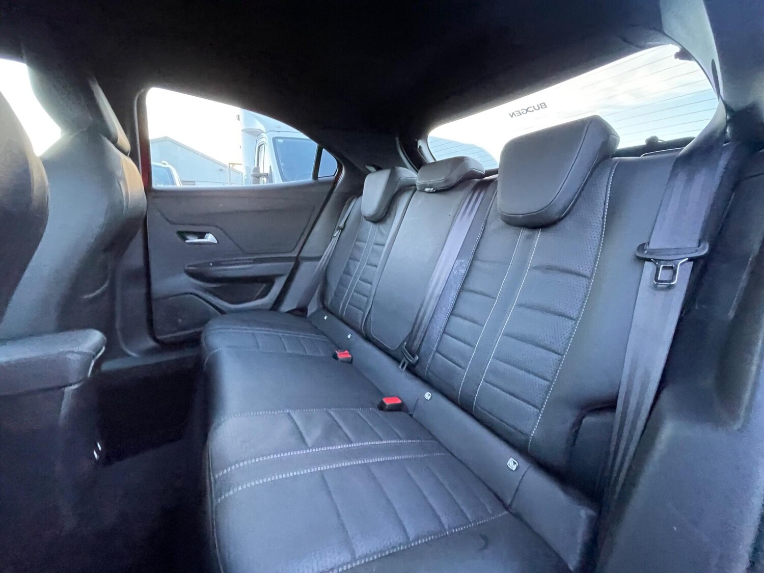 Used Vauxhall Mokka Electric 2022 for sale - 76898633: Photo 54