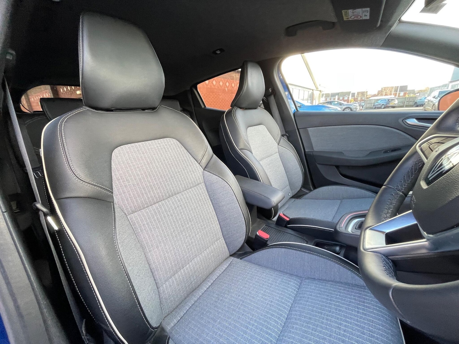 Used Renault Clio 2024 for sale - 77131611: Photo 29