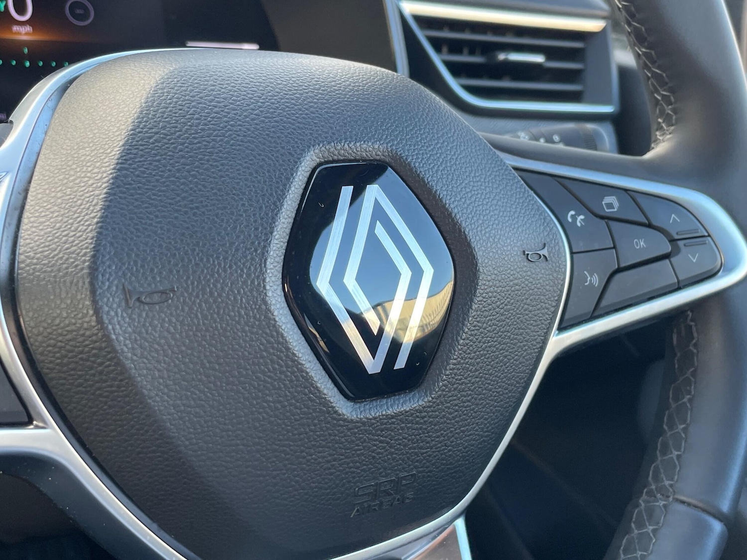 Used Renault Clio 2024 for sale - 77131611: Photo 34