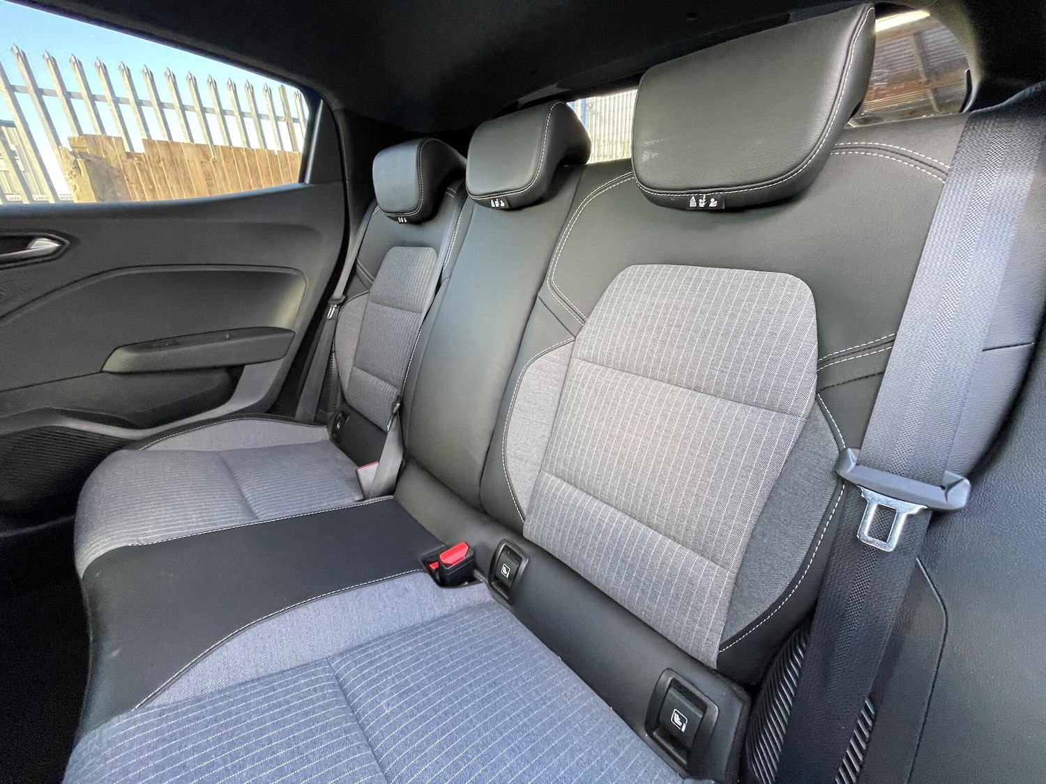 Used Renault Clio 2024 for sale - 77131611: Photo 54