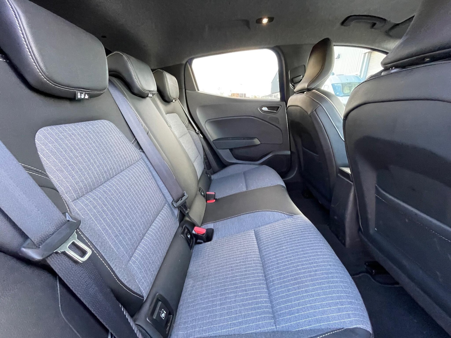 Used Renault Clio 2024 for sale - 77131611: Photo 56