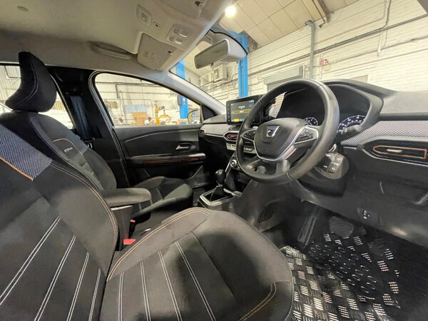 Used Dacia Sandero Stepway 2022 for sale - 75729385: Photo 50