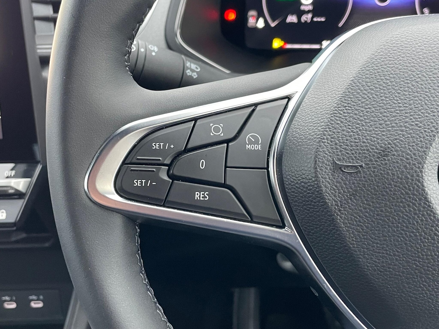 Used Renault Captur 2025 for sale - 77029241: Photo 40