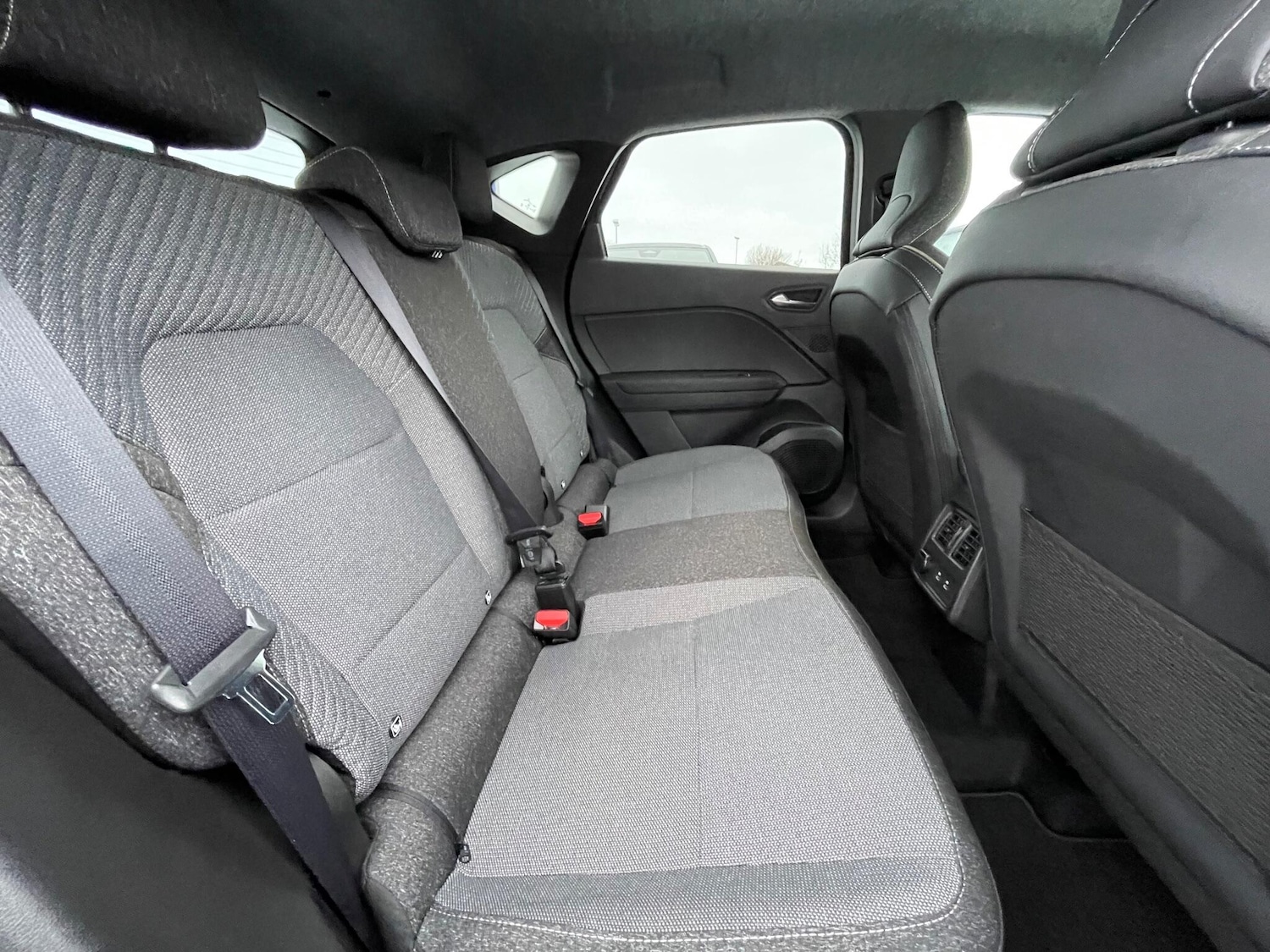 Used Renault Captur 2025 for sale - 77029241: Photo 65