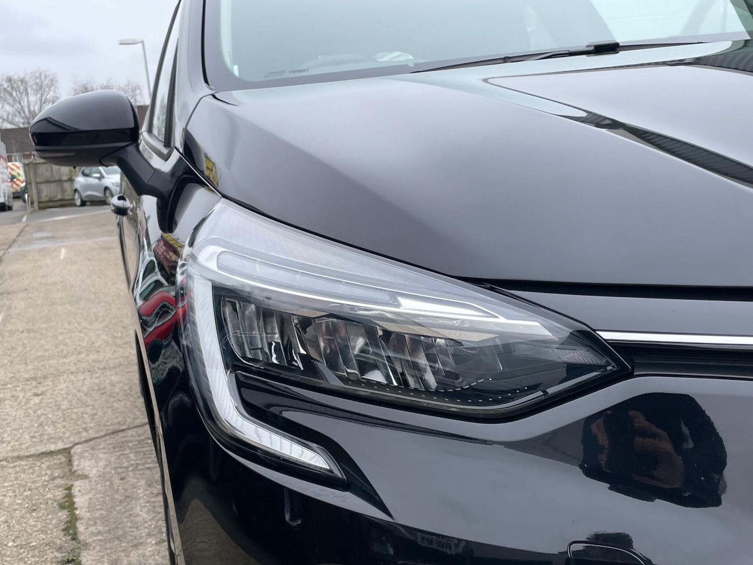 Used Renault Clio for sale - 77597863: Photo 22